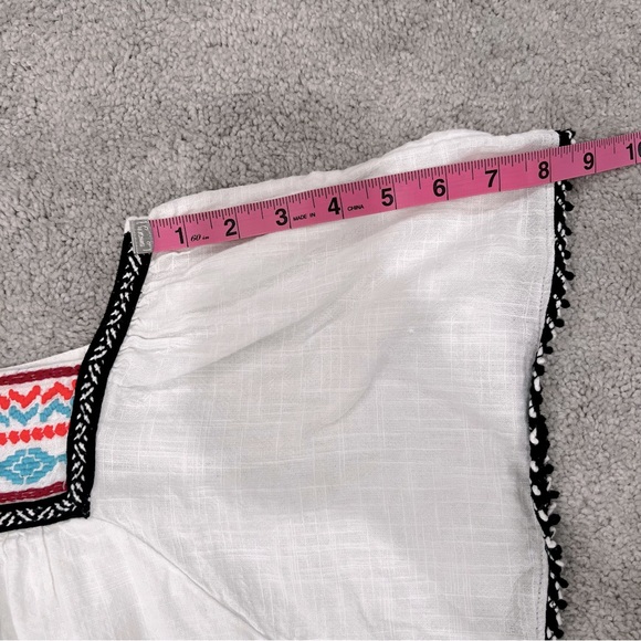 Cat & Jack Girls Sz L (10/12) White Boho Embroidered Top 100% Cotton - Picture 7 of 9